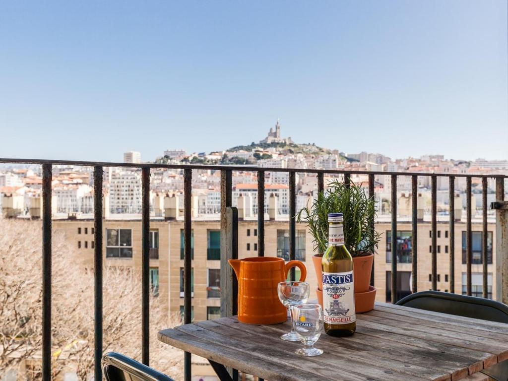 Le Ptit Jaune- Terrasse Sur Le Vieux Port Marsella Exterior foto